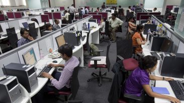 Only 29% IT workers wish to stay with current employers globally