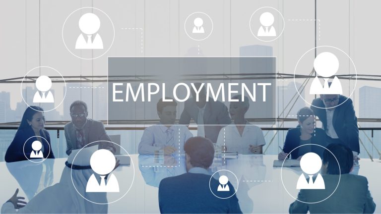Employers Keen on Hiring Business School Graduates as AI Integration Accelerates